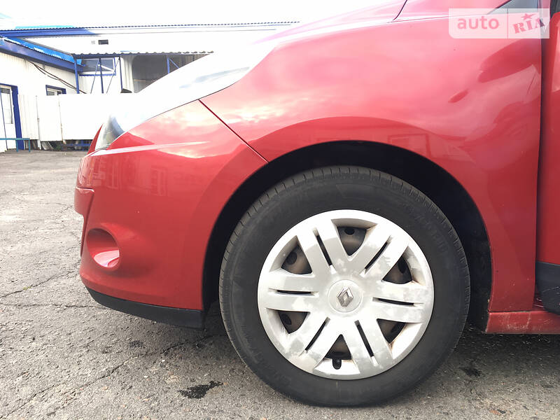 Хетчбек Renault Megane Scenic 2011 в Умані