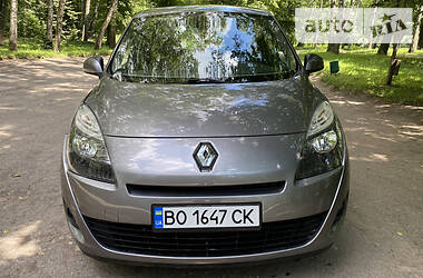 Мінівен Renault Megane Scenic 2009 в 