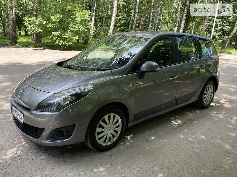 Мінівен Renault Megane Scenic 2009 в Тернополі