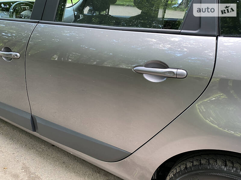Мінівен Renault Megane Scenic 2009 в Тернополі