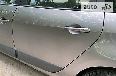 Мінівен Renault Megane Scenic 2009 в 
