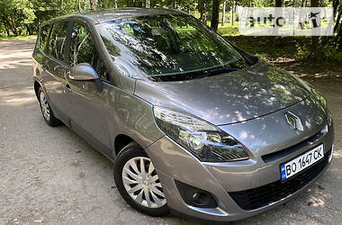 Мінівен Renault Megane Scenic 2009 в 