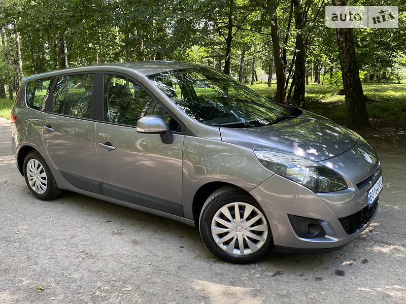 Мінівен Renault Megane Scenic 2009 в Тернополі