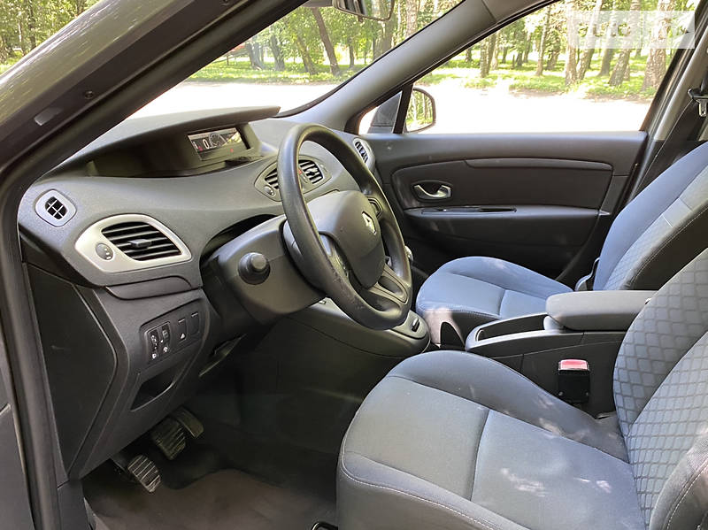 Мінівен Renault Megane Scenic 2009 в Тернополі