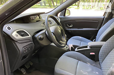 Мінівен Renault Megane Scenic 2009 в 