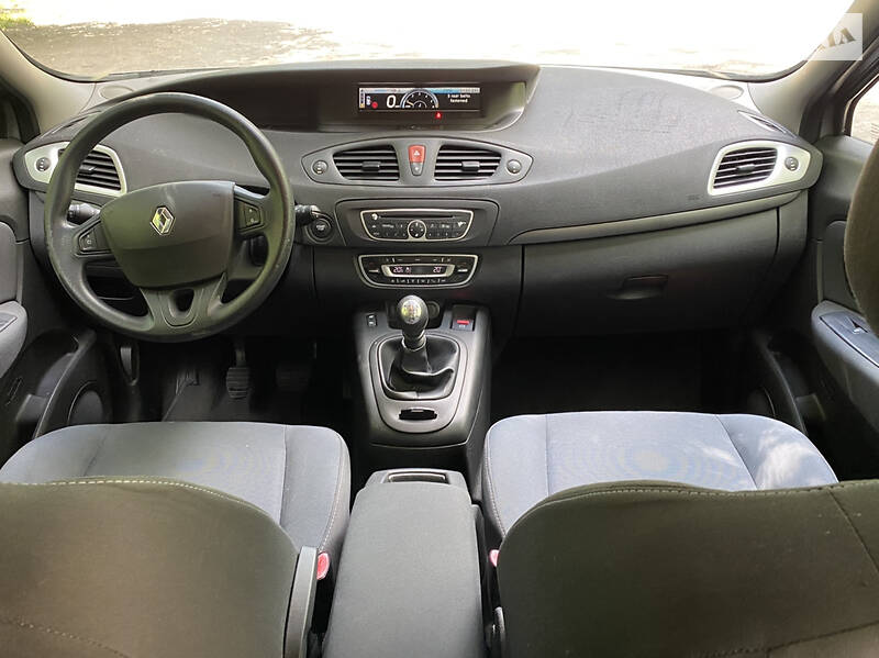 Мінівен Renault Megane Scenic 2009 в Тернополі