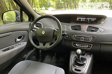 Мінівен Renault Megane Scenic 2009 в 