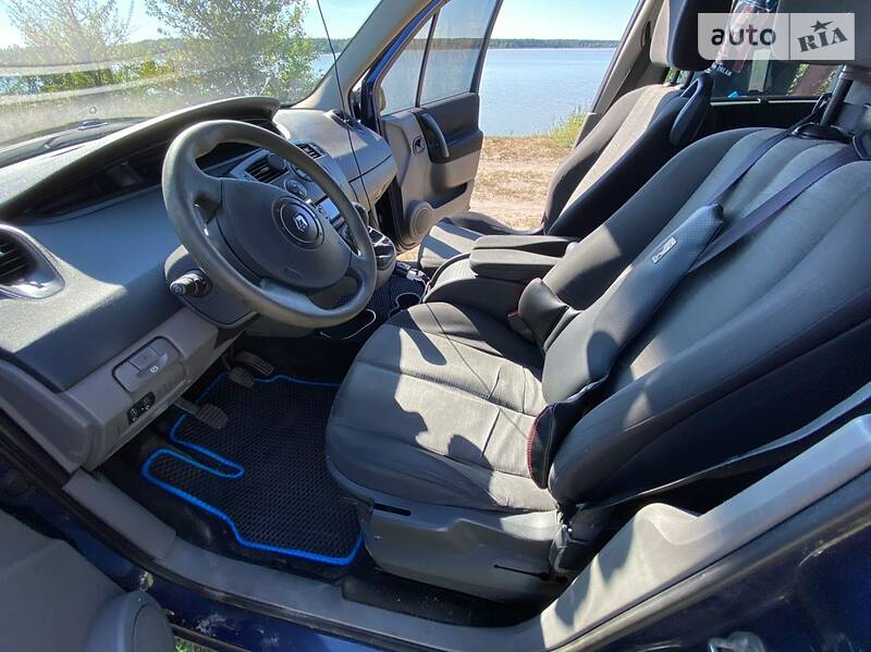 Хетчбек Renault Megane Scenic 2006 в Києві