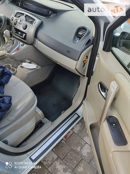 Минивэн Renault Megane Scenic 2005 в Коломые