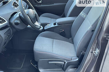 Хэтчбек Renault Megane Scenic 2012 в Луцке