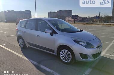 Мінівен Renault Megane Scenic 2010 в Кам'янець-Подільському