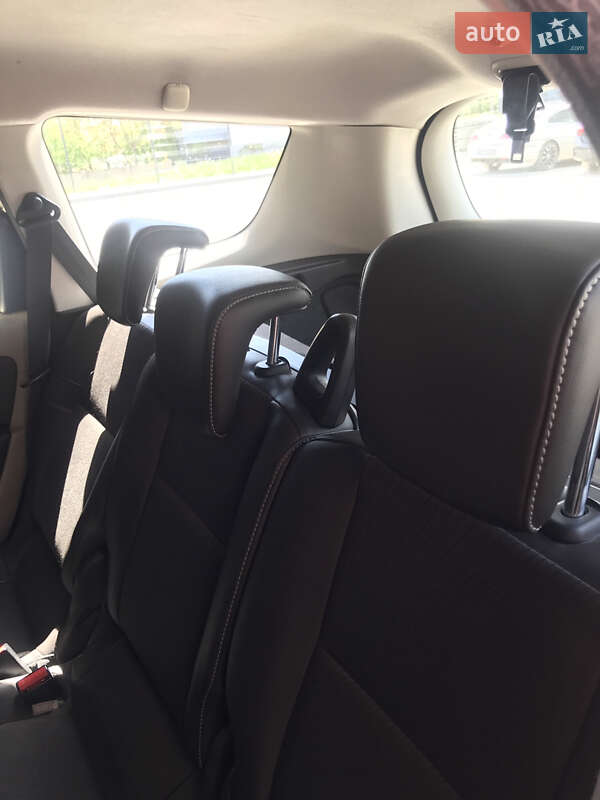 Мінівен Renault Megane Scenic 2010 в Івано-Франківську фото 4 Мінівен Renault Megane Scenic 2010 в Івано-Франківську