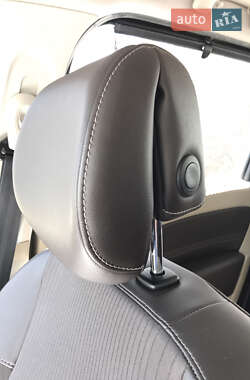 Минивэн Renault Megane Scenic 2010 в 