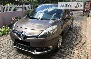 Renault Megane Scenic 2012