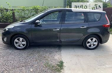 Универсал Renault Megane Scenic 2010 в Киеве