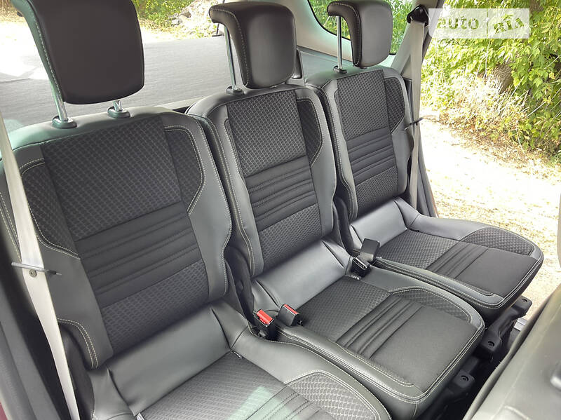 Минивэн Renault Megane Scenic 2015 в Коростышеве