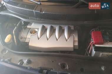 Минивэн Renault Megane Scenic 2005 в 