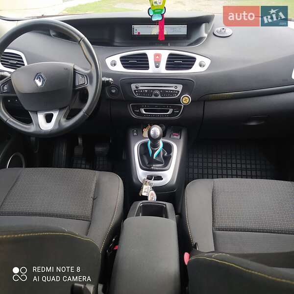 Минивэн Renault Megane Scenic 2009 в Мукачево