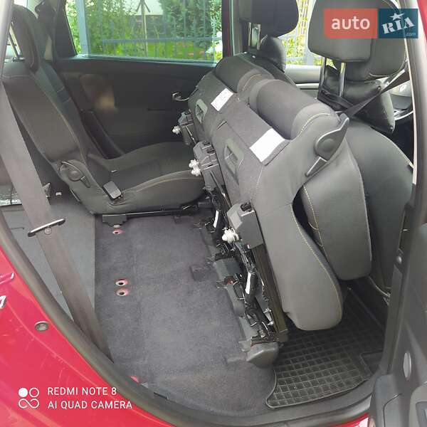 Минивэн Renault Megane Scenic 2009 в Мукачево