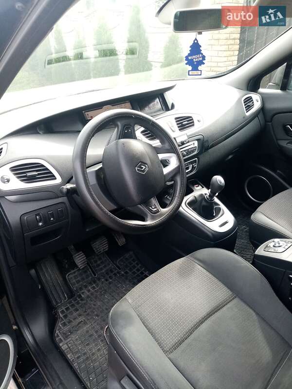 Минивэн Renault Megane Scenic 2010 в Млинове фото 2 Минивэн Renault Megane Scenic 2010 в Млинове