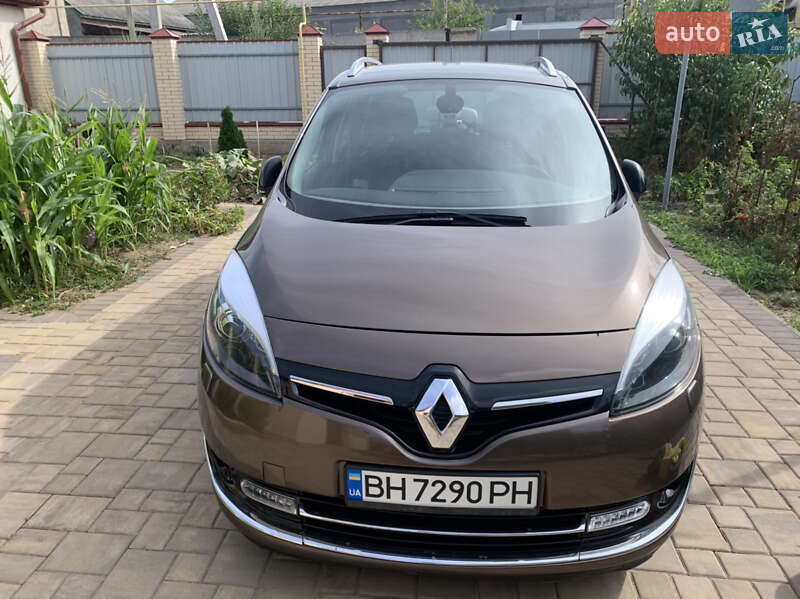 Мінівен Renault Megane Scenic 2013 в 