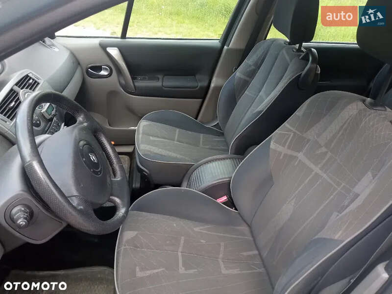 Хетчбек Renault Megane Scenic 2003 в Сумах