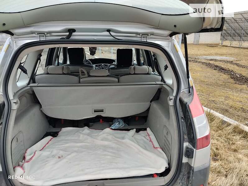 Минивэн Renault Megane Scenic 1999 в Романове