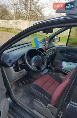 Минивэн Renault Megane Scenic 2001 в 