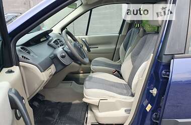 Минивэн Renault Megane Scenic 2005 в 
