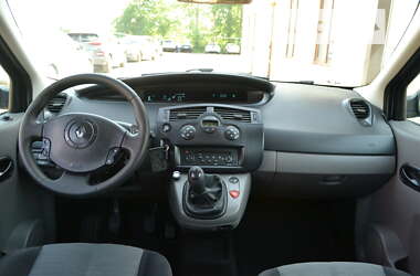 Минивэн Renault Megane Scenic 2006 в 