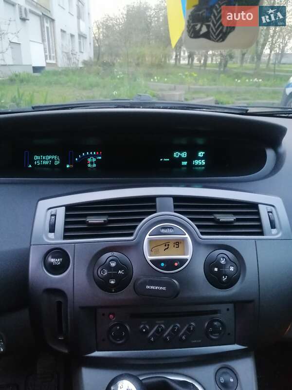 Мінівен Renault Megane Scenic 2004 в Луцьку