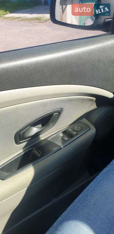 Універсал Renault Megane Scenic 2010 в Покровську