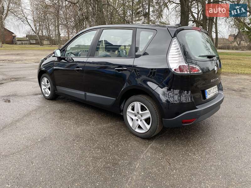 Минивэн Renault Megane Scenic 2012 в Лебедине