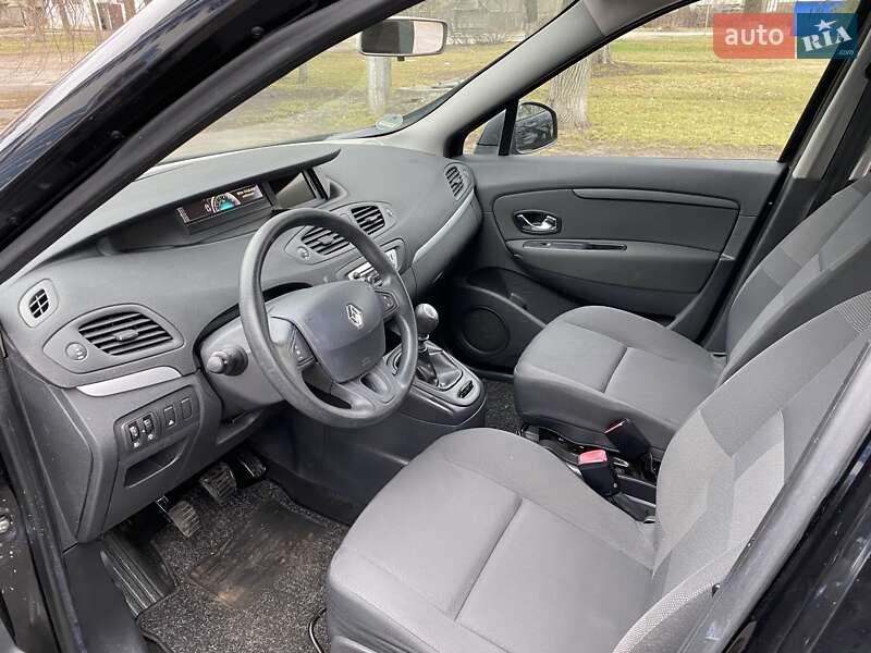 Минивэн Renault Megane Scenic 2012 в Лебедине