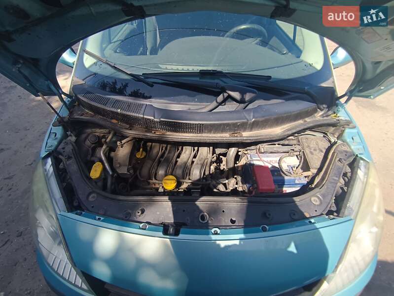 Хетчбек Renault Megane Scenic 2007 в Дубні