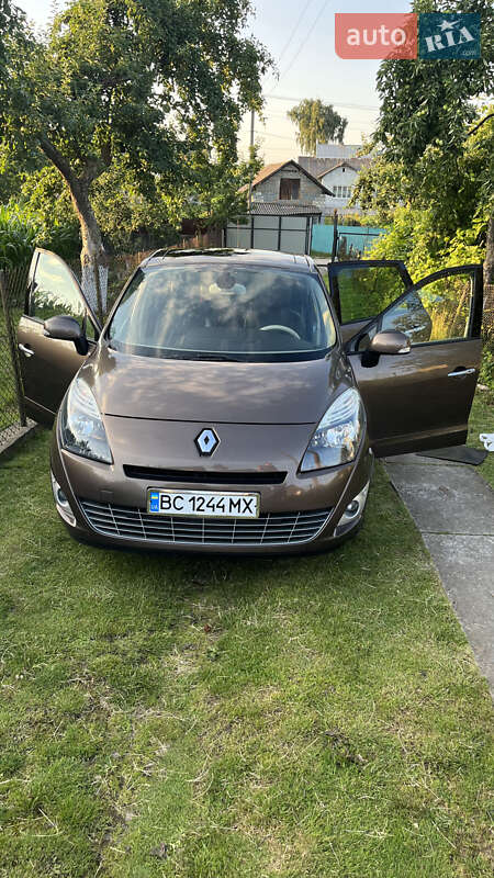 Мінівен Renault Megane Scenic 2010 в Миколаєві