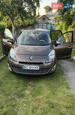 Минивэн Renault Megane Scenic 2010 в Николаеве