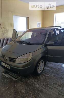 Минивэн Renault Megane Scenic 2004 в Дунаевцах