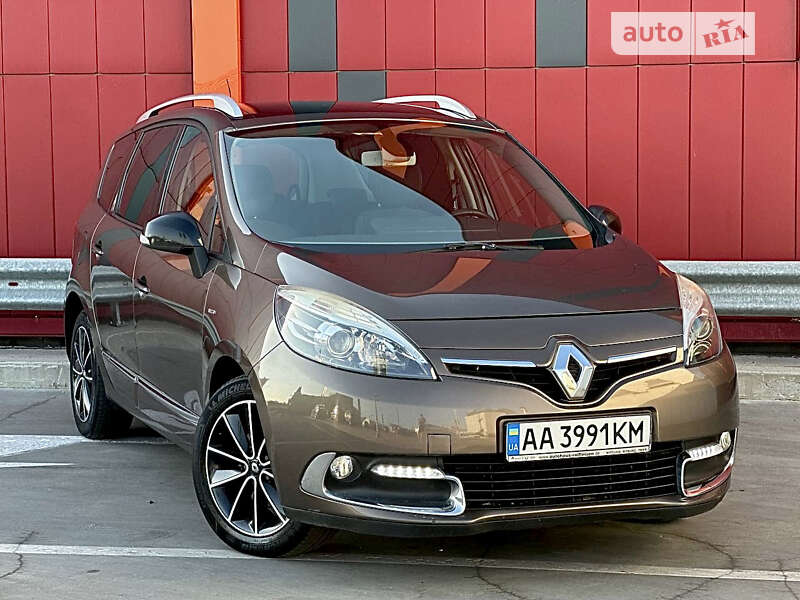 Мінівен Renault Megane Scenic 2012 в Києві фото 5 Мінівен Renault Megane Scenic 2012 в Києві