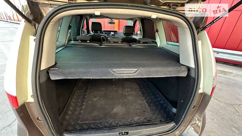 Мінівен Renault Megane Scenic 2012 в Києві фото 21 Мінівен Renault Megane Scenic 2012 в Києві