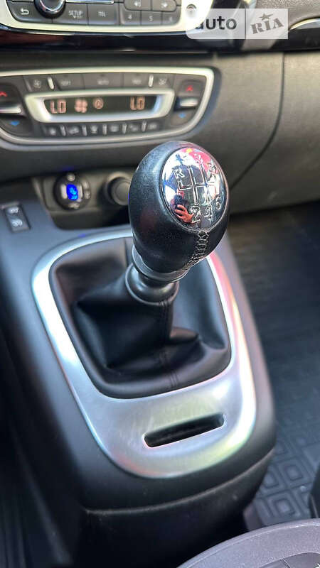 Мінівен Renault Megane Scenic 2012 в Києві фото 34 Мінівен Renault Megane Scenic 2012 в Києві