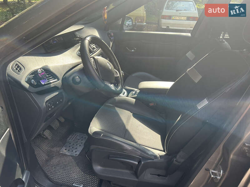Минивэн Renault Megane Scenic 2012 в Мукачево