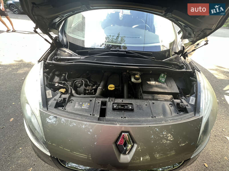 Минивэн Renault Megane Scenic 2012 в Мукачево
