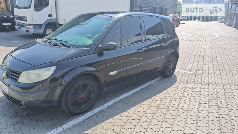 Минивэн Renault Megane Scenic 2005 в Киеве