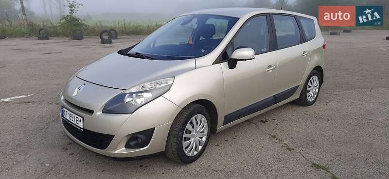 Мінівен Renault Megane Scenic 2009 в Тисмениці