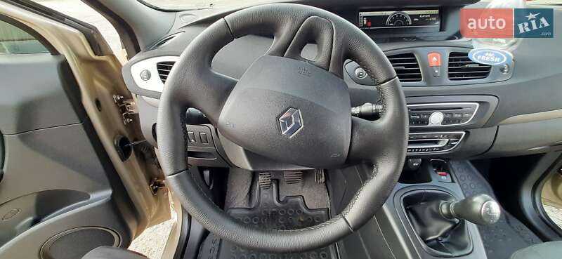 Мінівен Renault Megane Scenic 2009 в Тисмениці