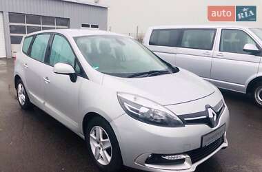 Мінівен Renault Megane Scenic 2015 в 