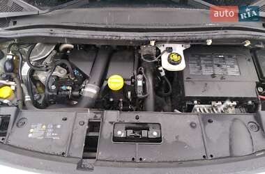 Мінівен Renault Megane Scenic 2015 в 