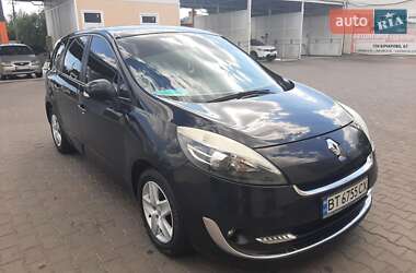 Мінівен Renault Megane Scenic 2012 в 
