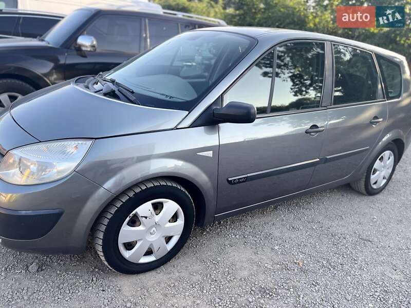 Минивэн Renault Megane Scenic 2005 в Каменец-Подольском